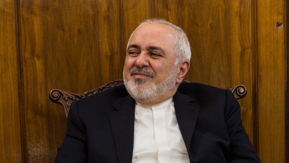  ظریف: عامل شلیک به هواپیمای اوکراینی در زندان است