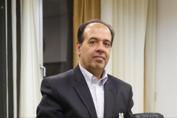 رییس جمهور در انتخاب رییس کل بانک مرکزی دقت کند
