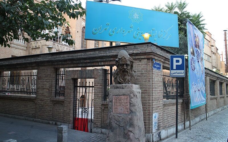 اعتراض عضو شورای شهر به استفاده دینی از خانه “شعبان بی‌مخ”