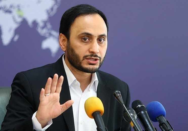 سخنگوی دولت:‌ افزایش قیمت بنزین در دستور کار نیست