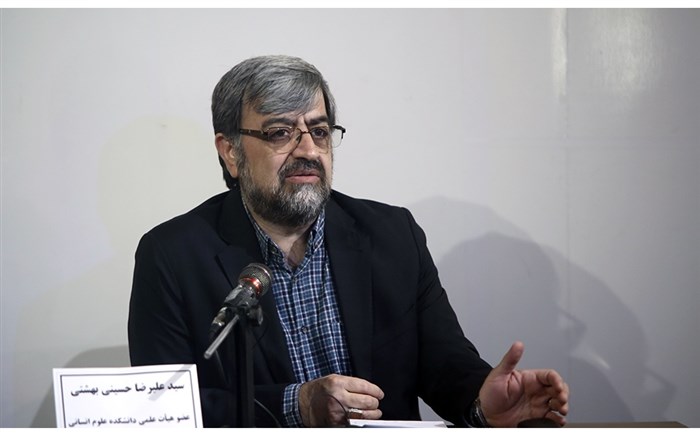 محفل‌های سیاسی جای احزاب را گرفته‌اند