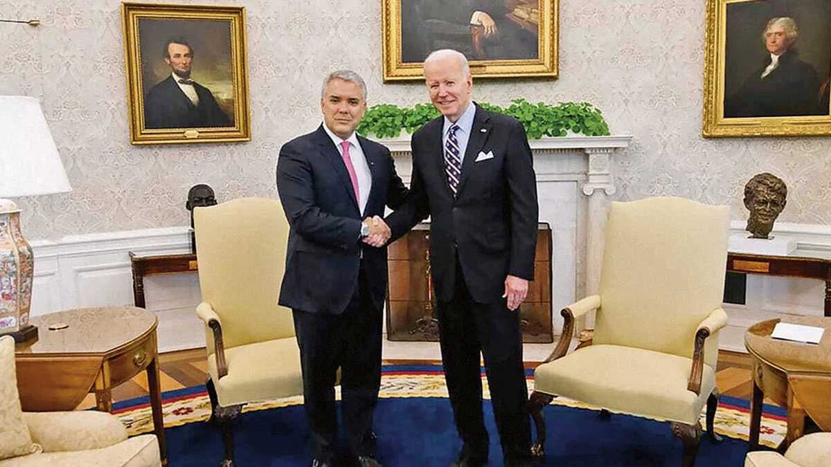 کلمبیا پیشنهاد صادرات یک میلیون بشکه نفت خام را به آمریکا داد
