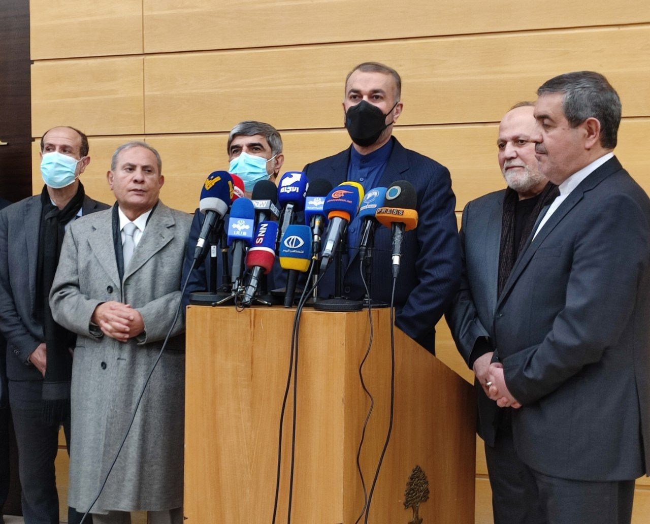امیرعبداللهیان: ایران آماده ساخت نیروگاه برق هزار مگاواتی در لبنان است