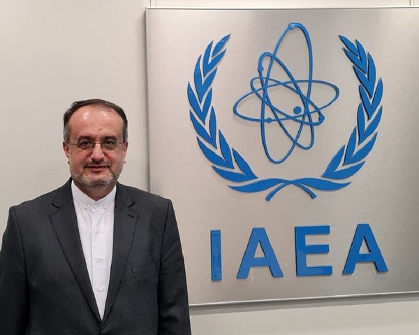 سرپرست نمایندگی ایران در سازمان‌های بین‌المللی مستقر در وین: ایران به آژانس اطلاع داد که ماشین‌های تولید روتور سانتریفیوژ در نطنز فعال شدند