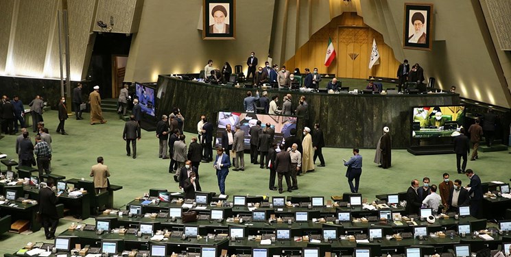 اسامی ۲۲۹ نماینده مجلس که دریافت خودروی خارج از نوبت را تکذیب کرده‌اند