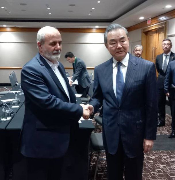 احمدیان : از سیاست متوازن چین در غرب آسیا استقبال می‌کنیم
