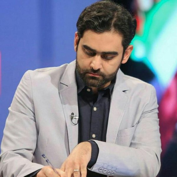 ثابتی : چرا نباید در دانشگاه شریف تدریس کنم؟