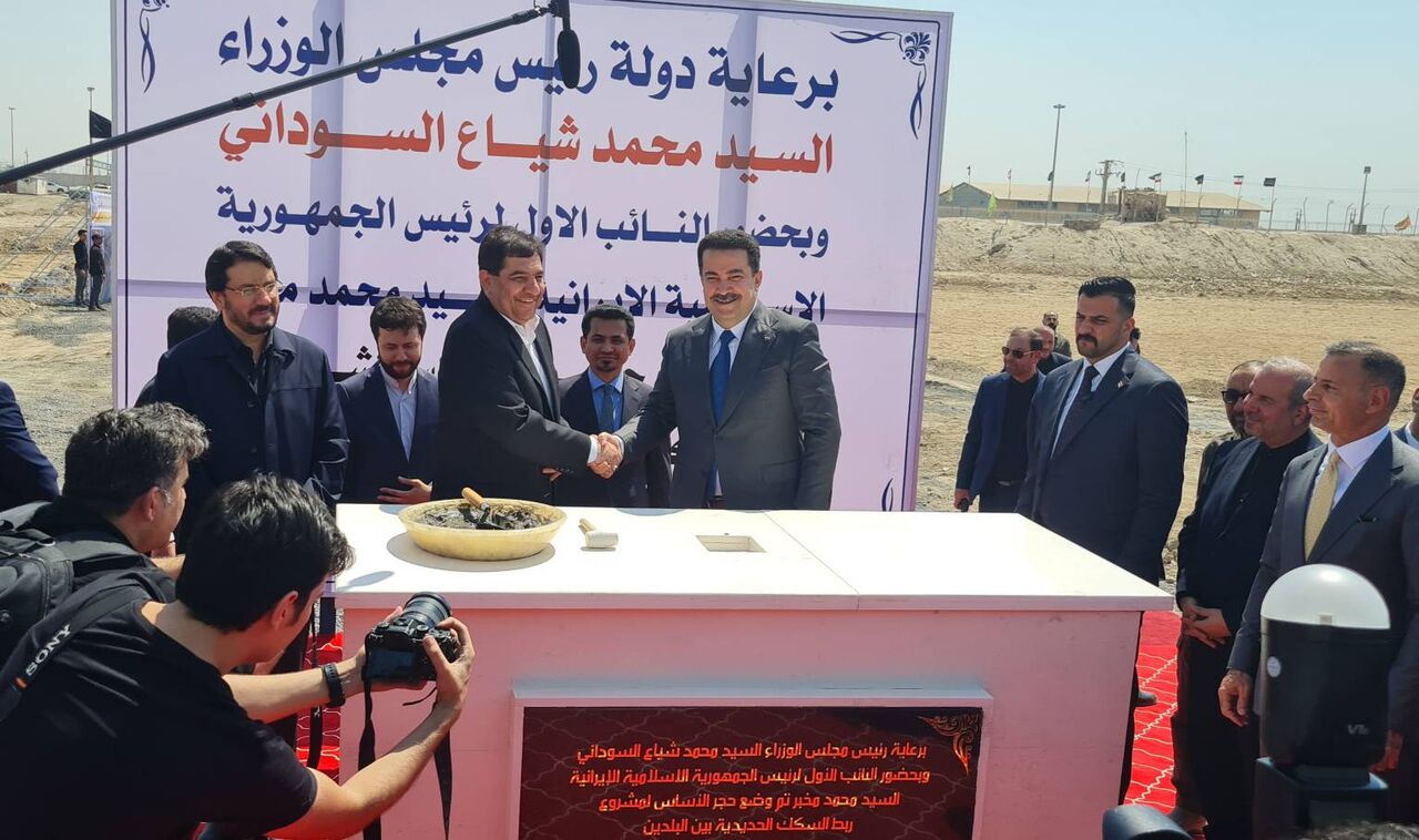 پایان ۴۰ سال انتظار؛ احداث راه‌آهن شلمچه – بصره  کلید خورد