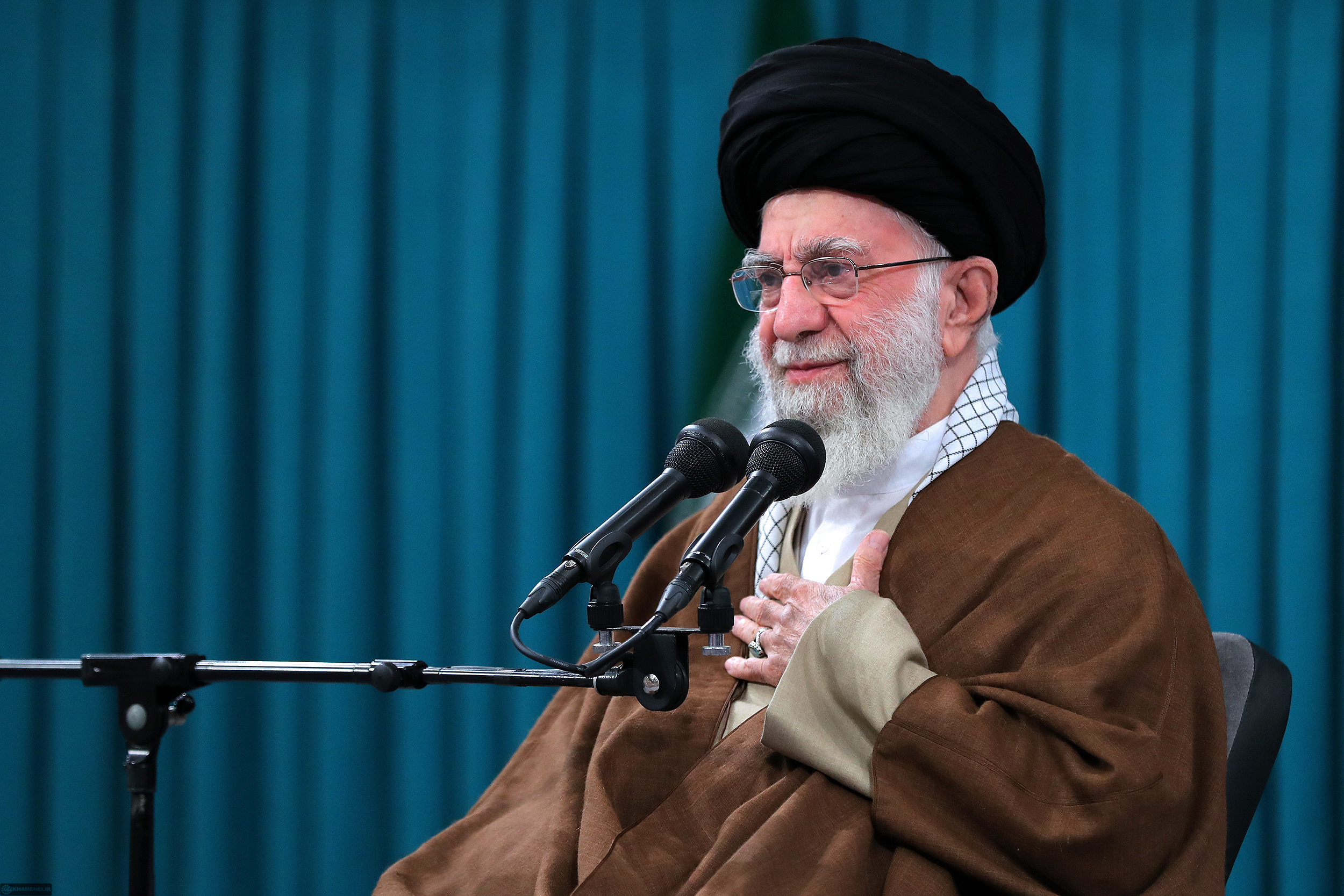 رهبر انقلاب: جغرافیای سیاسی منطقه به نفع جبهه مقاومت در حال دگرگونی است