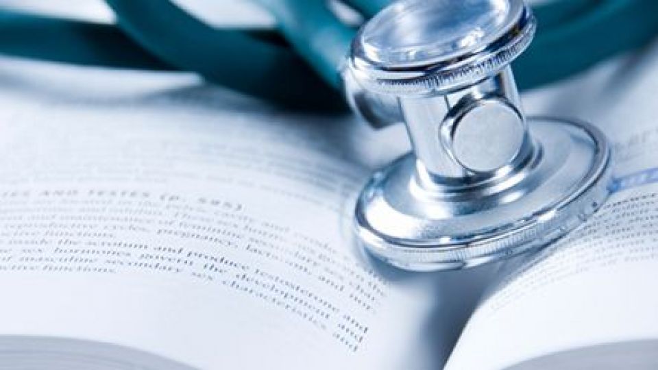 پزشکان بی‌سواد ؛ هشدار نسبت به کاهش کیفیت آموزش پزشکی