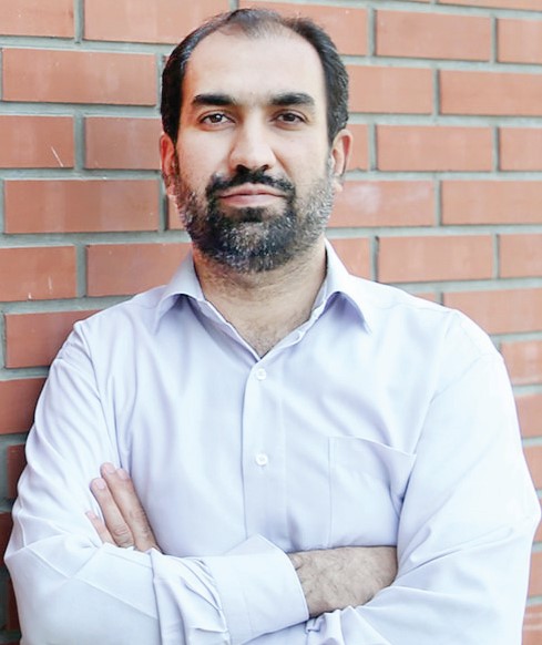 استاد شریف نماینده ایران در بانک جهانی شد